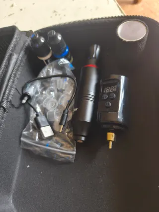 Máquina de Tatuar Rotativa + Accesorios