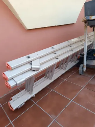 Escalera extensible 3 tramos
