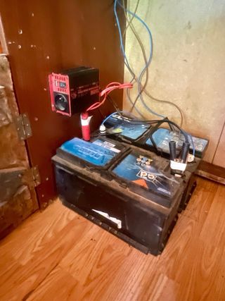 Camper Van Cocina y Muebles Madera
Le falta hacer 