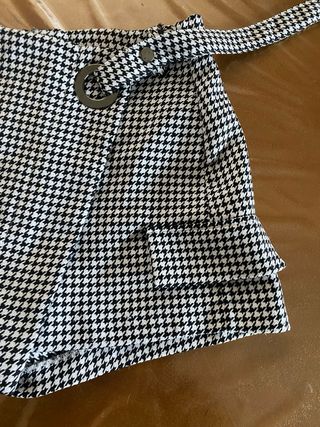 Bershka Pantaloncino Pied de Poule EUR 38