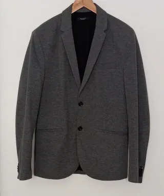 Chaqueta ZARA Gris Talla L. Sin estrenar.