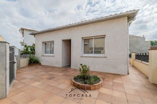 Encantadora casa de planta baja ubicada en Sils