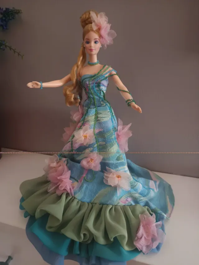 Barbie Claude Monet Nenúfares 1997