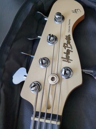 Harley Benton Bajo 5 cuerdas Deluxe