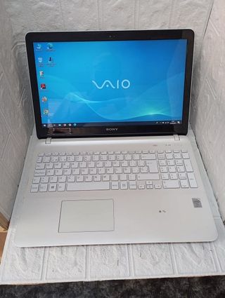 Portatil Sony SVF153A1YM(1763)