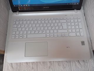 Portatil Sony SVF153A1YM(1763)