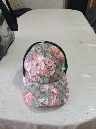 Gorra Gucci floral