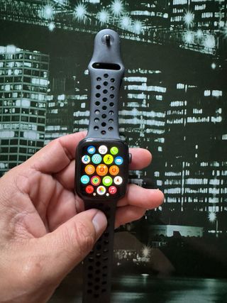 Apple Watch Series 7 Nike Negro/Gris