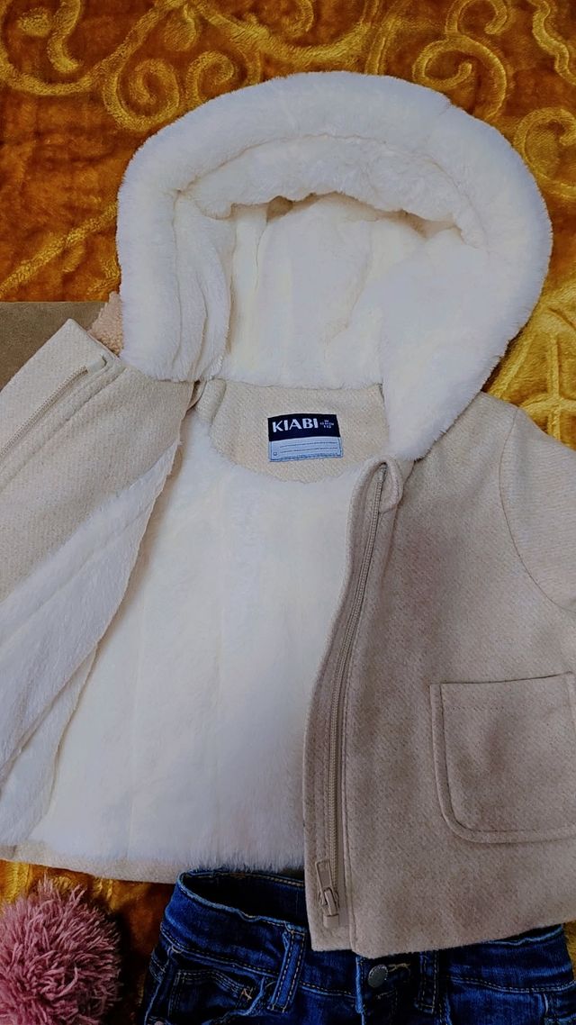 Lote Ropa Bebé Abrigo, Jeans y Gorro