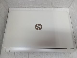 Portatil HP Pavilion 15-ab114ns  (1759)