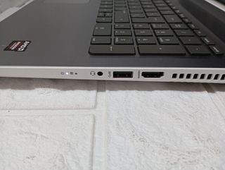Portatil HP Pavilion 15-ab114ns  (1759)