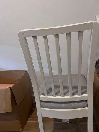 Silla comedor IKEA madera y tela gris