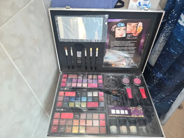Maleta Estuche Maquillaje Plata