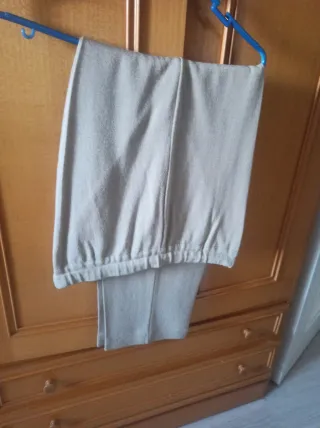 Traje de chaqueta pantalon de punto beige y Nike b