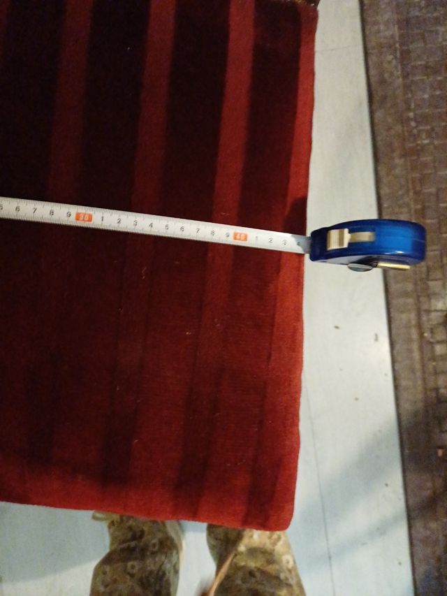 Silla terciopelo granate y oro