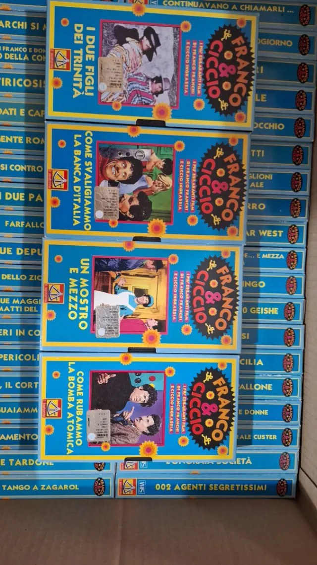 26 Cassette VHS Franco e Ciccio - Collezione Compl