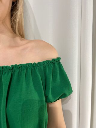Crop top verde talla M nuevo
