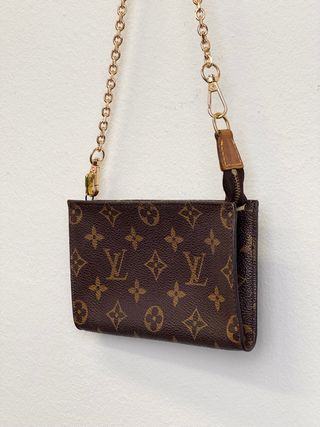 Pochette Louis Vuitton Monogram Marrón y Dorado