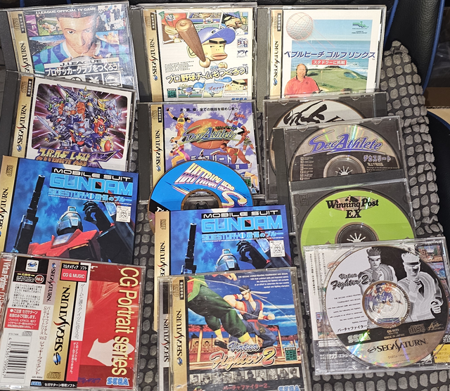 Consola Sega Saturn + Mando + Cartucho + 10 juegos