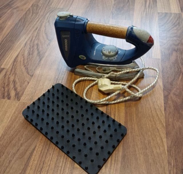Plancha de ropa Syntest IS6000