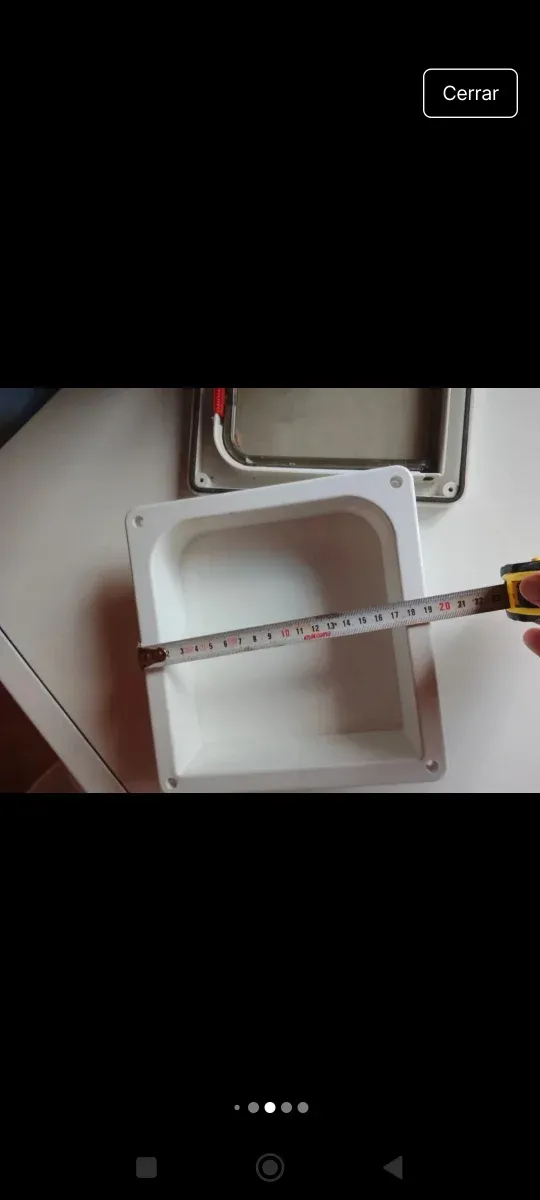 Gatera para gatos blanca y transparente