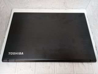 Portatil Toshiba Satellite Pro R5 (1738)