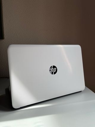 HP 15.6 AMD E1-6015 4GB 500GB W10