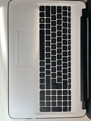 HP 15.6 AMD E1-6015 4GB 500GB W10