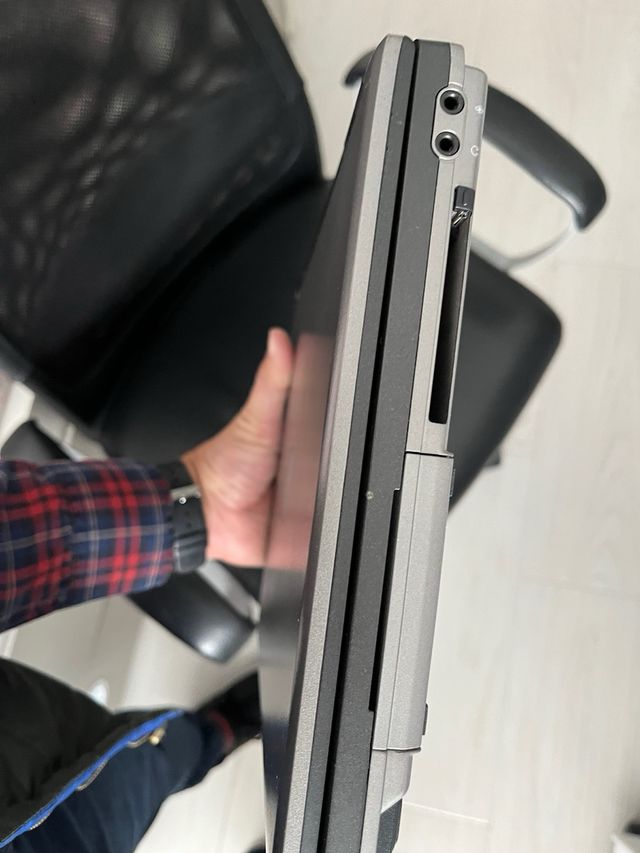 Portátil Dell Latitude D420 Gris/Plata