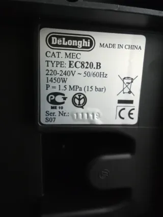 Macchina Caffè Espresso DeLonghi