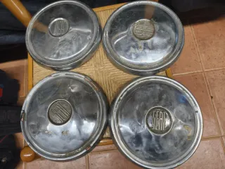 Tapacubos Seat 600 (4 unidades)