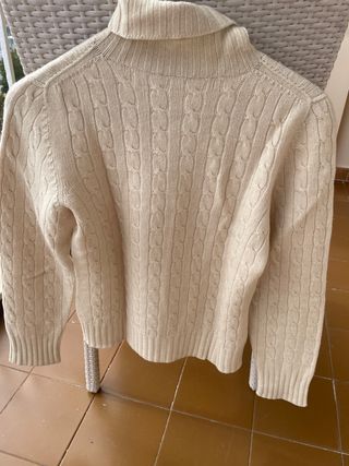 Jersey cuello alto tejido trenzado señora
