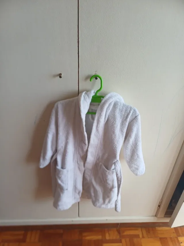 Albornoz niña 3-4 años blanco