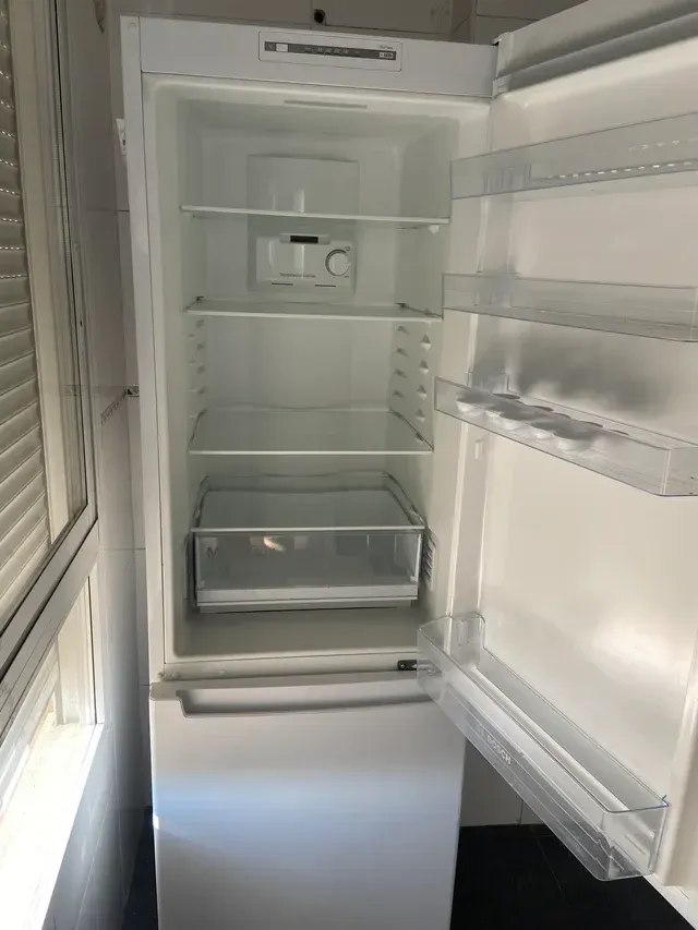 Nevera Bosch KGN36NWEA Blanca 186cm