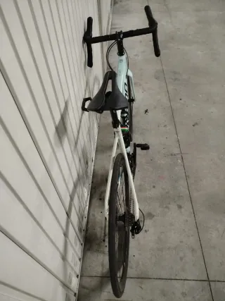 Bicicleta carretera Megamo Start