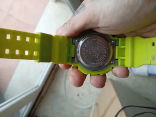 Reloj G-Shock Amarillo y Verde
