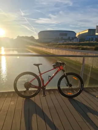 Bicicletta MTB Trek Red