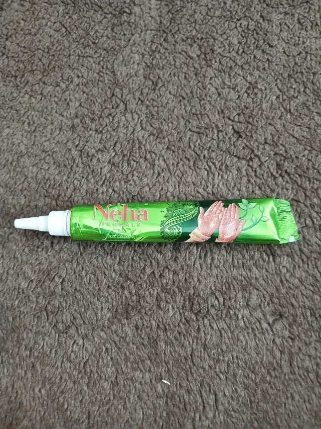 Hena Neha para tatuagem