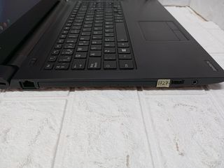 Portatil Toshiba Satellite Pro R5 (1727)