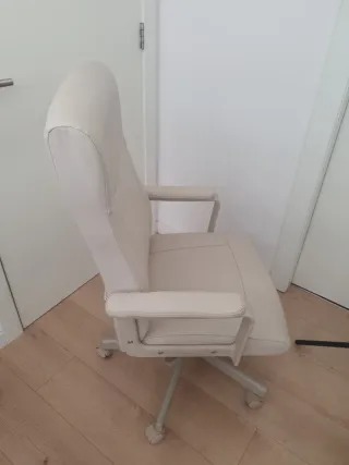 Sedia da ufficio da gioco in ecopelle beige