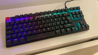Teclado Mecánico RGB HyperX Alloy Origins Core