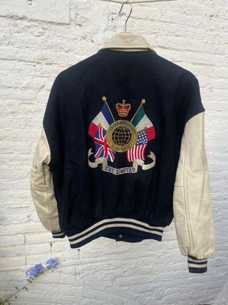 Chaqueta Varsity Vintage Negra y Beige