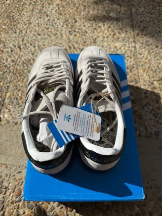 Adidas Spezial Grises a estrenar