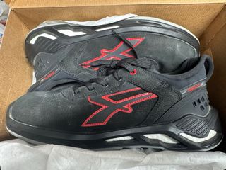 Scarpe U-Power Rosse e nere originali