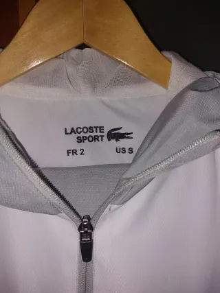 Chaqueta deportiva Lacoste gris y blanca Talla M