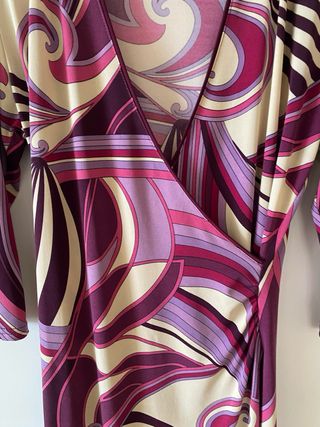 Vestido Mellachia estampado cruzado