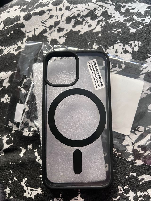 Funda iPhone 13 mini MagSafe Transparente