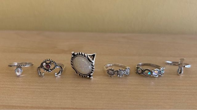 Lote de Anillos Plateados