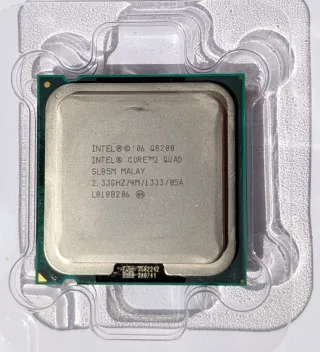 Intel Core 2 Quad Q8200 + Ventilador + 2x2GB RAM