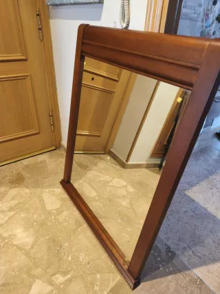 Muebles embalados restos de tienda